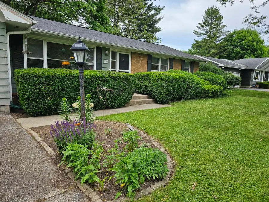813 Considine Road, Geneva, IL 60134 - #2