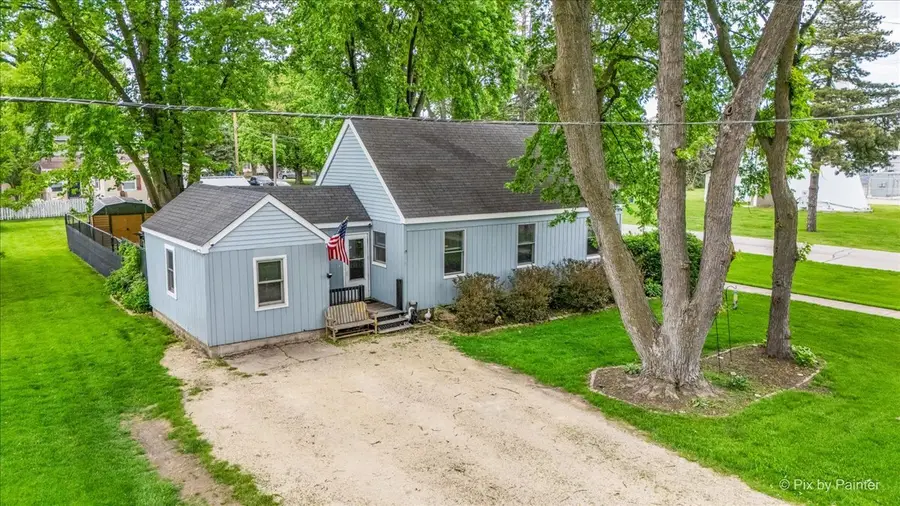 305 S Maple Street, Waterman, IL 60556 - #2