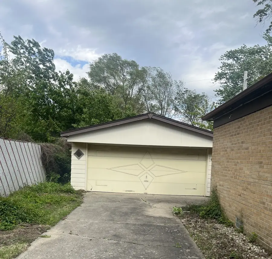 17205 Highland Avenue, Hazel Crest, IL 60429 - #3