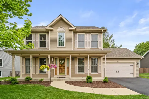 734 Lindsay Circle, North Aurora, IL 60542