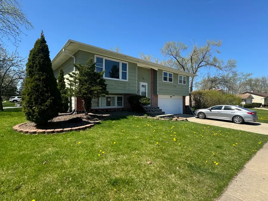 7410 East Avenue, Hanover Park, IL 60133 - #3
