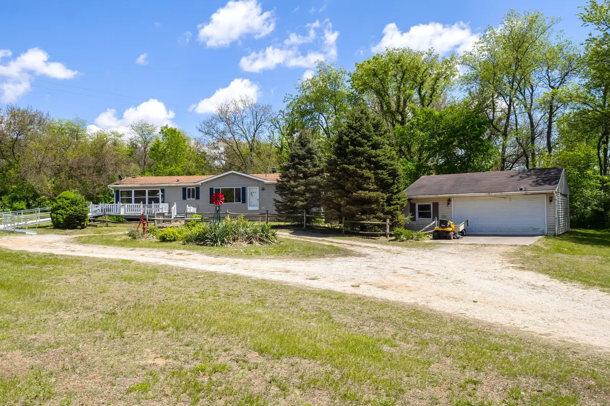 10630 Meredosia Road, Albany, IL 61230 - #1