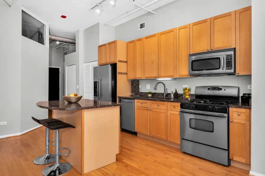 950 W Monroe Street #407, Chicago, IL 60607 - #3