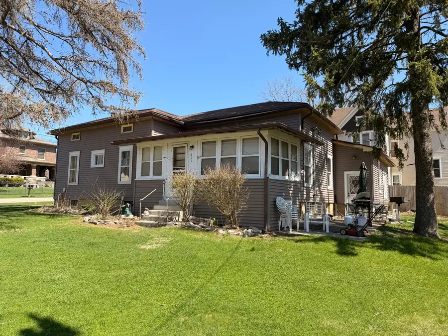 213 N 1st Street, Elburn, IL 60119 - #2