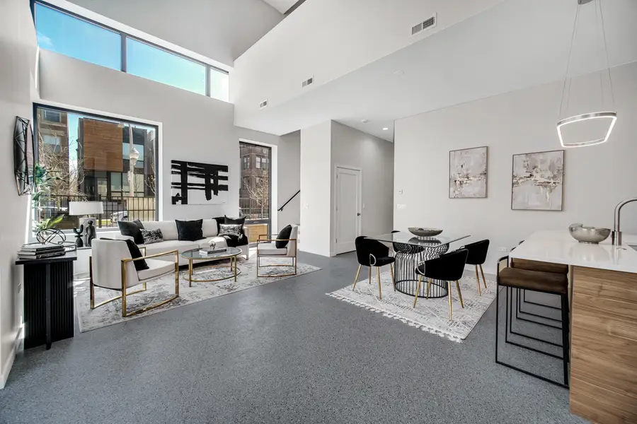 6218 S Woodlawn Avenue #F, Chicago, IL 60637 - #2