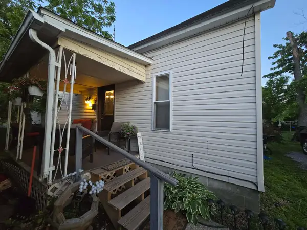505 South Hancock Street, Mcleansboro, IL 62859