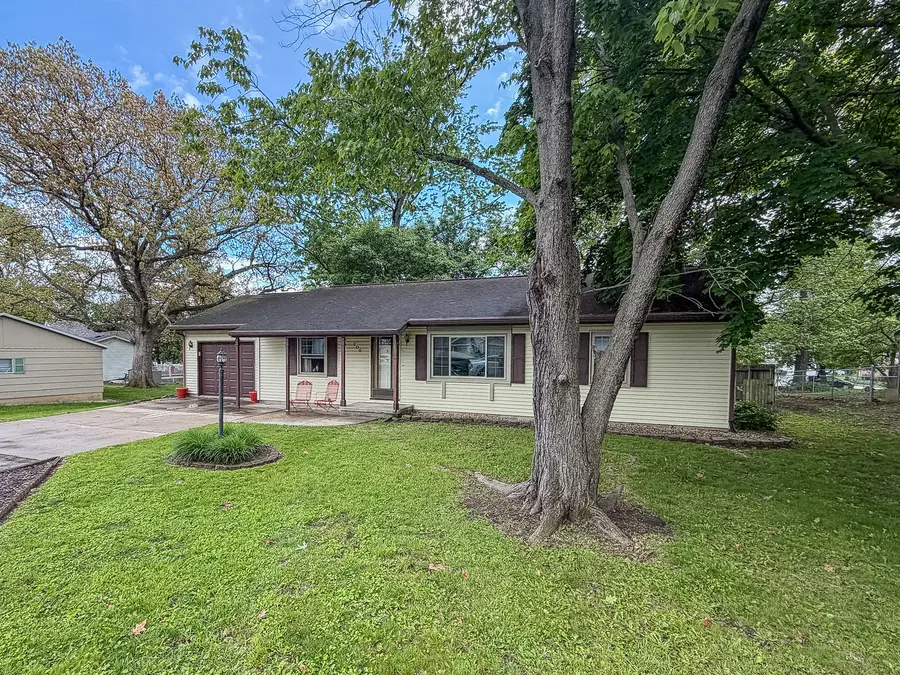 306 Willow Lane, Mahomet, IL 61853 - #3