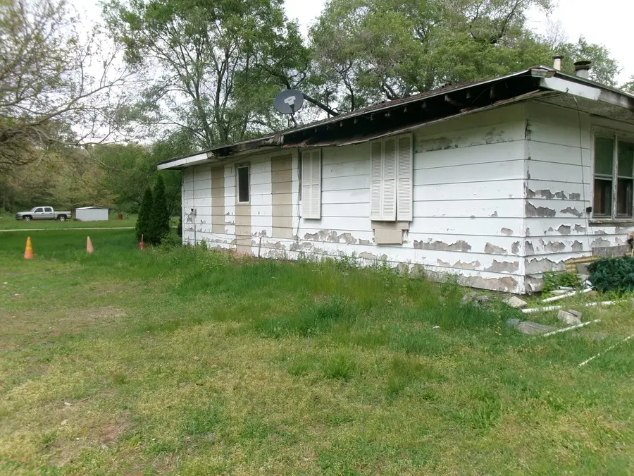 5112 E Boy Scout Road, Saint Anne, IL 60964 - #3