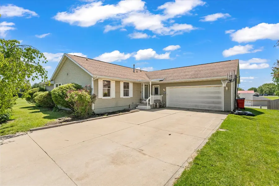 1203 Ridgewood Road, Mahomet, IL 61853 - #2