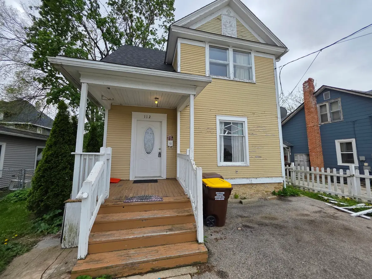 112 W 2nd Street, Belvidere, IL 61008 - #1