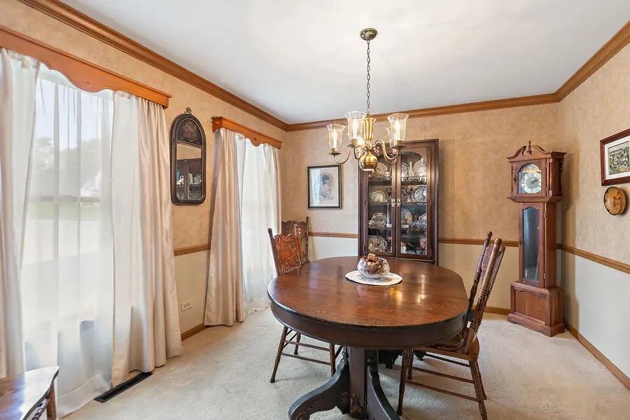 1045 Helen Drive, Algonquin, IL 60102 - #3