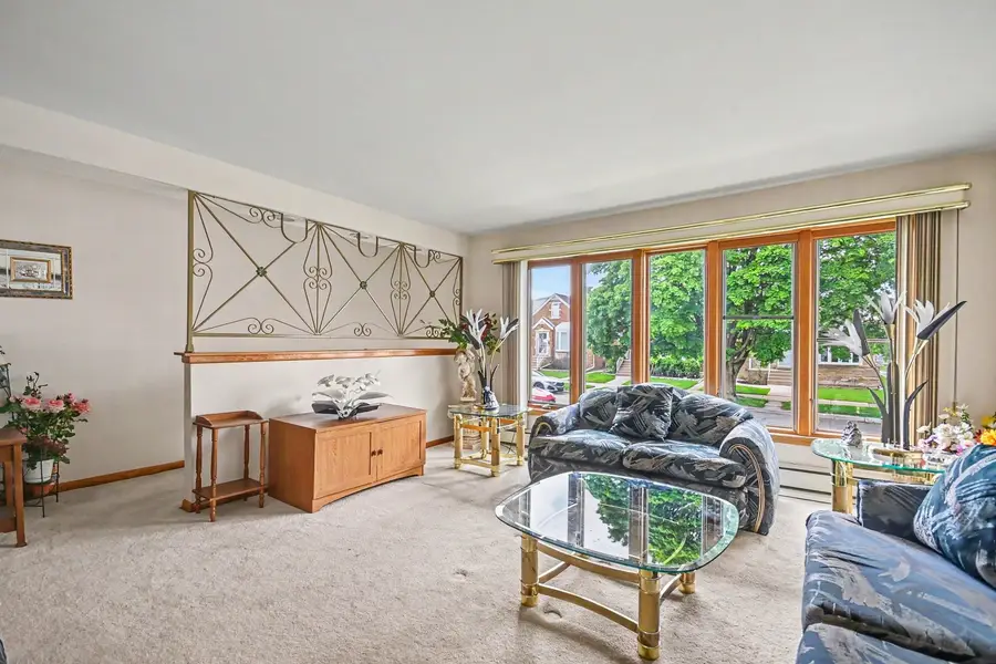 5439 N Neva Avenue, Chicago, IL 60656 - #2