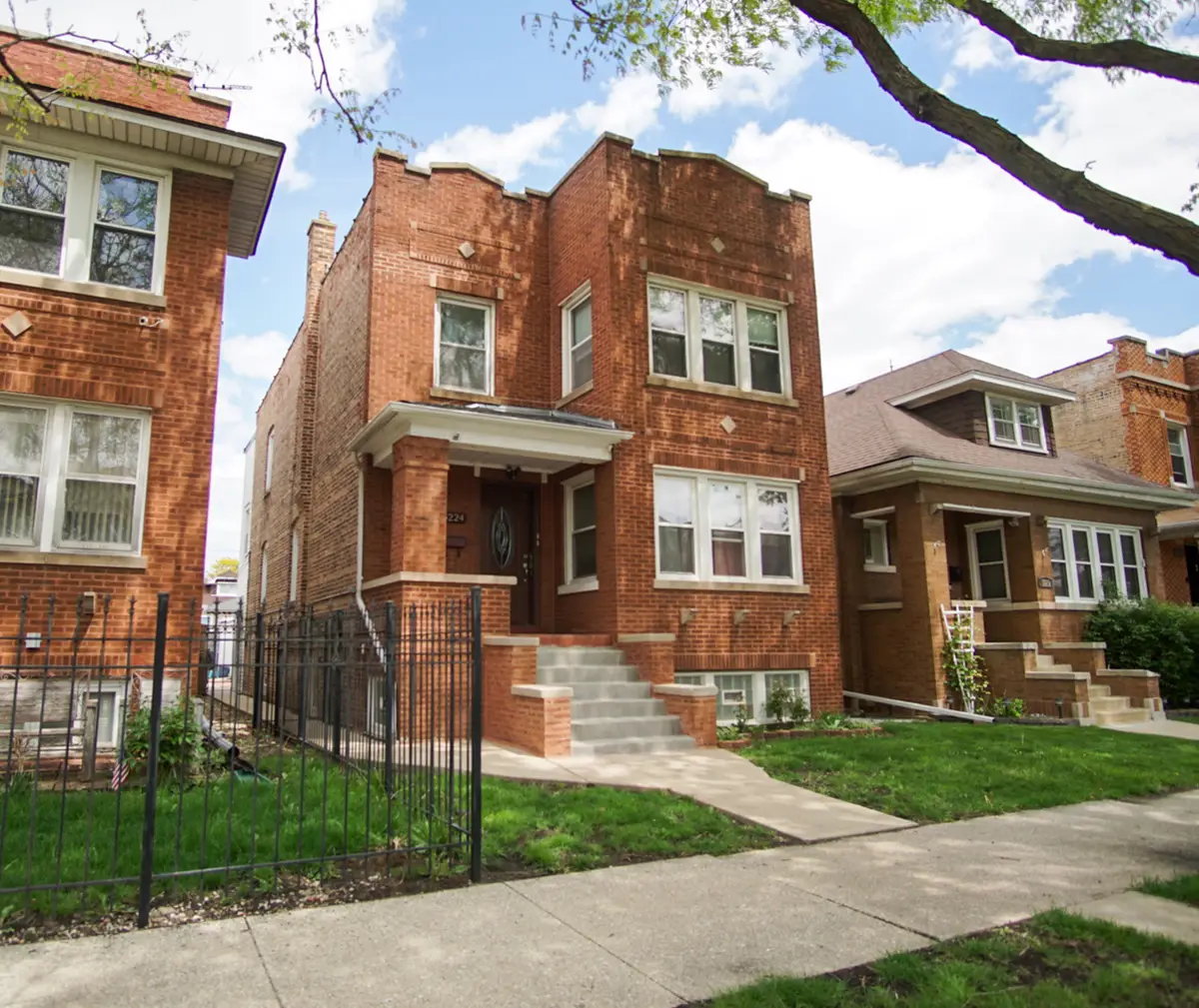 5224 W Deming Place, Chicago, IL 60639 - #1
