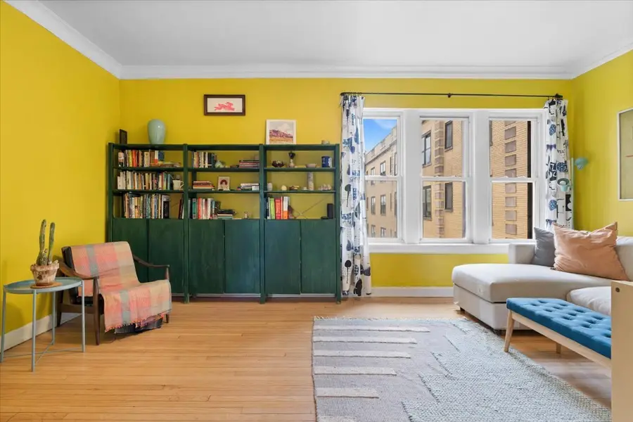 2538 N Kedzie Boulevard #206, Chicago, IL 60647 - #3