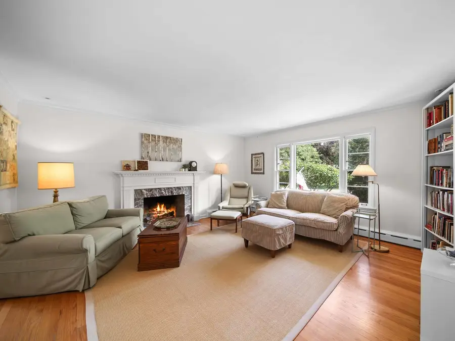 202 Latrobe Avenue, Northfield, IL 60093 - #2