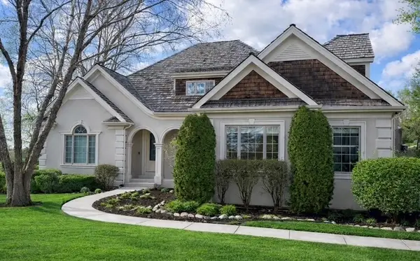 21854 W Murfield Court, Mundelein, IL 60060