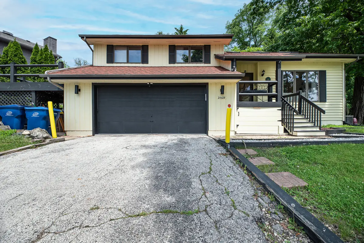 25429 W Cedar Crest Lane, Lake Villa, IL 60046 - #1
