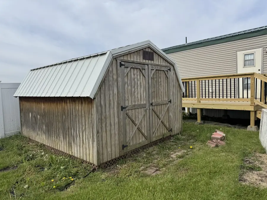 2705 St Vincents Avenue #2, Lasalle, IL 61301 - #3