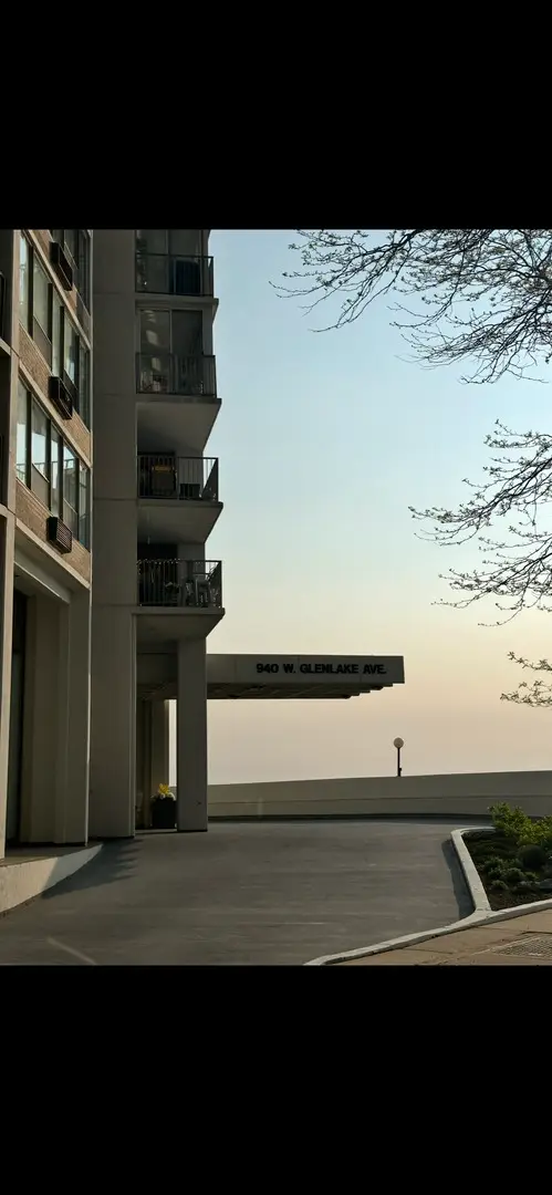 6101 N Sheridan Road #4A, Chicago, IL 60660 - #3