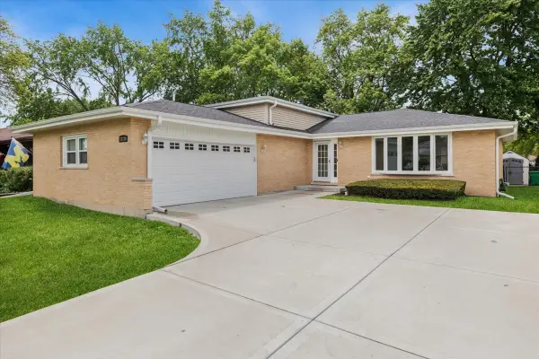 17718 65th Avenue, Tinley Park, IL 60477