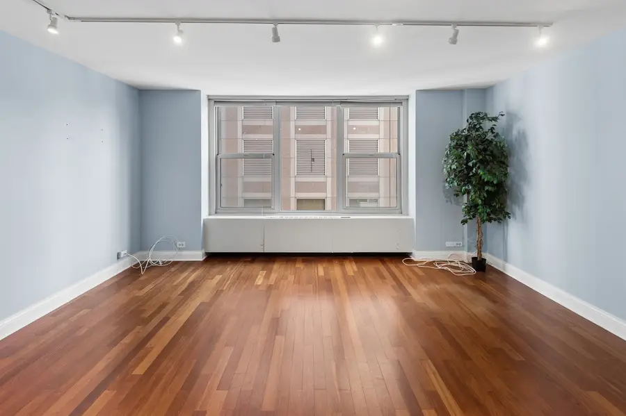 777 N Michigan Avenue #3502, Chicago, IL 60611 - #2