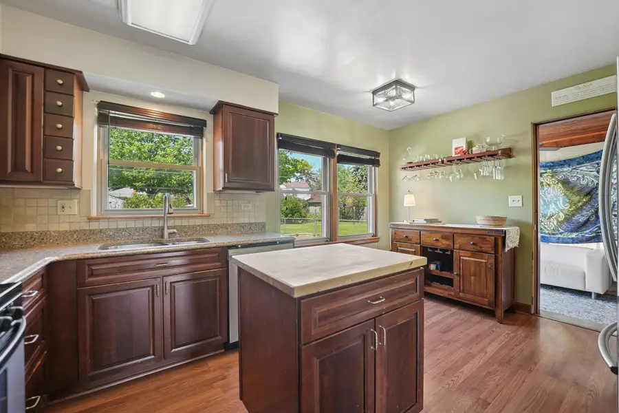 1800 Buckingham Avenue, Westchester, IL 60154 - #2