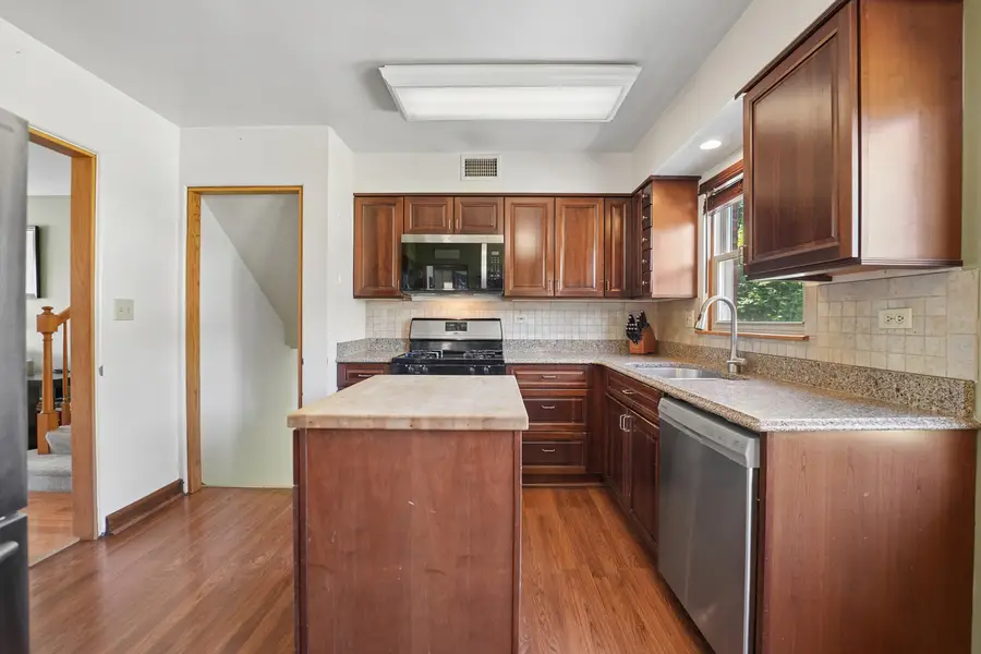 1800 Buckingham Avenue, Westchester, IL 60154 - #3