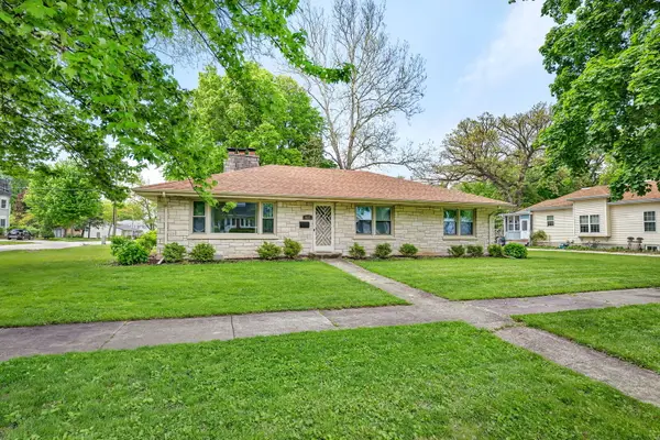 627 E Main Street, Morris, IL 60450