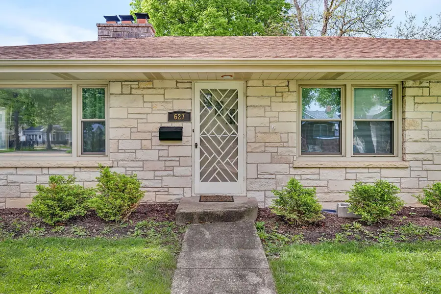 627 E Main Street, Morris, IL 60450 - #3
