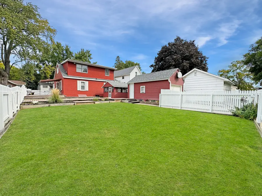 1245 W Harrison Street, Freeport, IL 61032 - #2