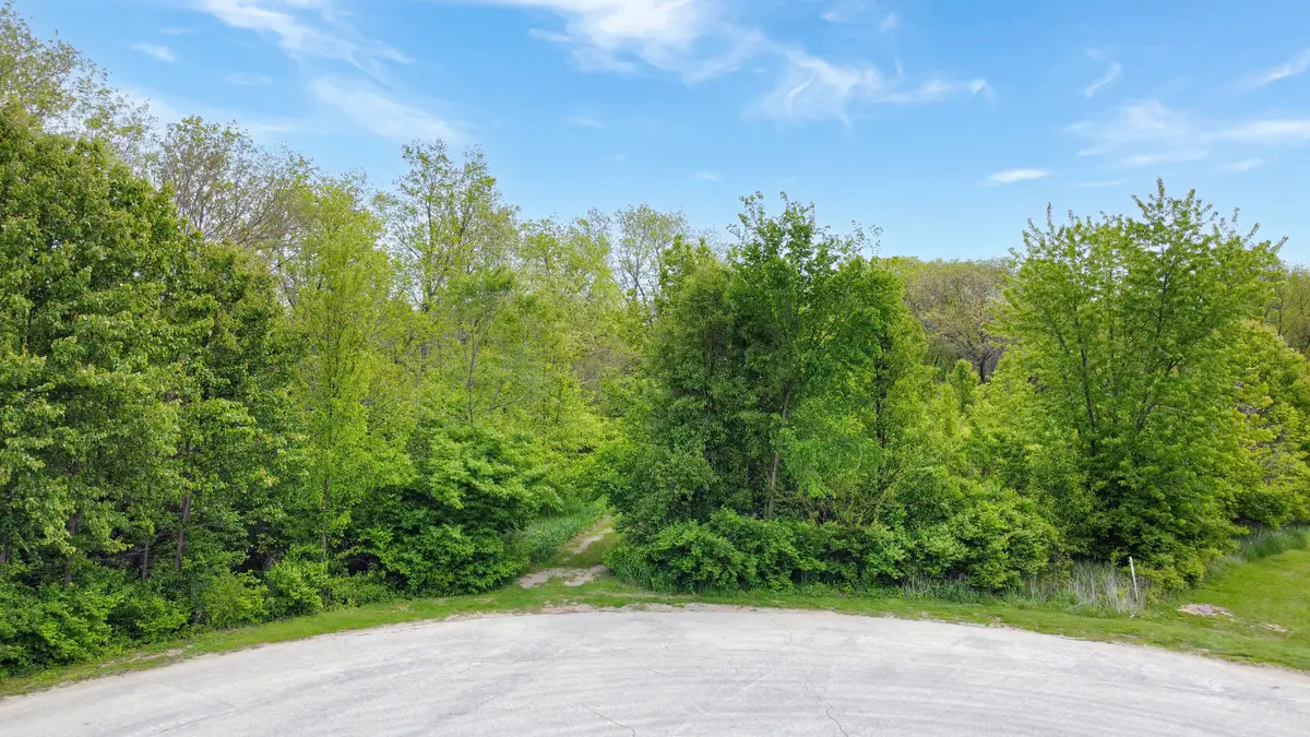 2390 N 4059th Road, Sheridan, IL 60551 - #1