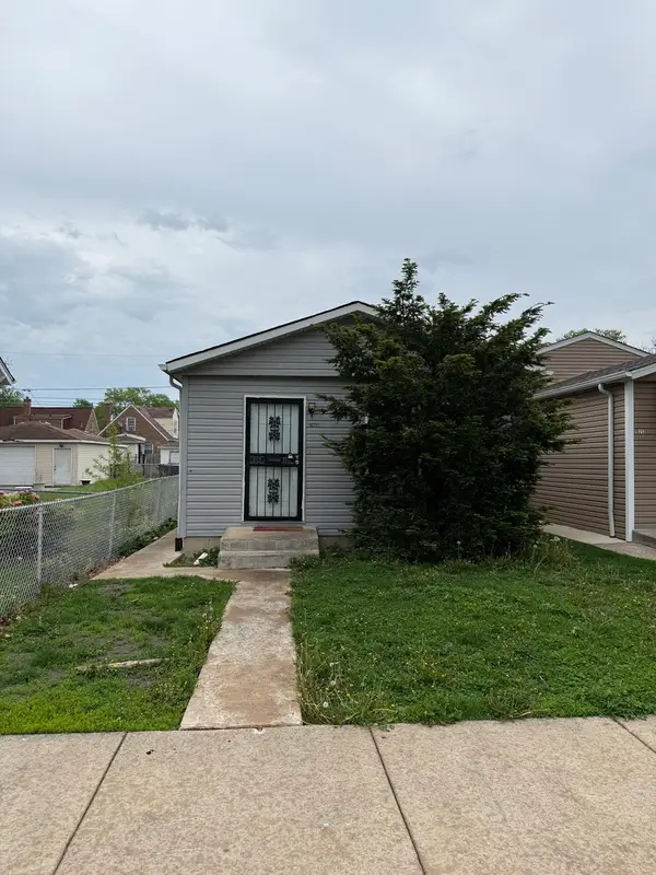 10211 S Sangamon Street, Chicago, IL 60643