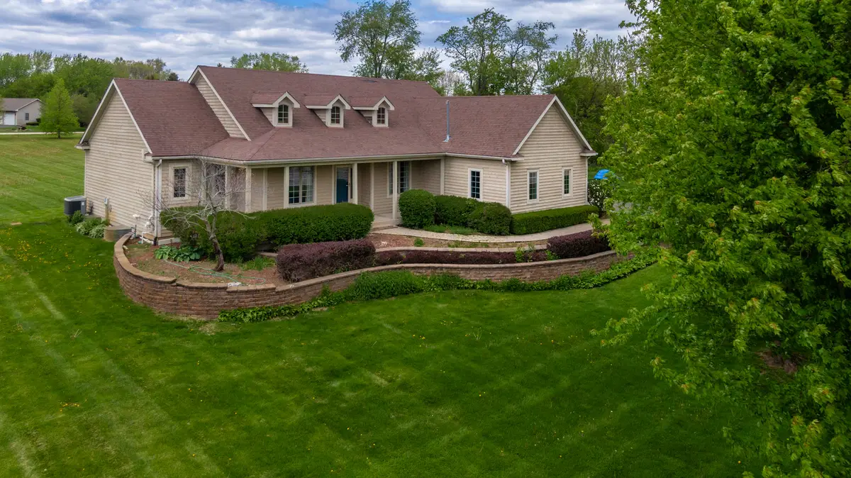 10303 Fox Bluff Lane, Spring Grove, IL 60081 - #1