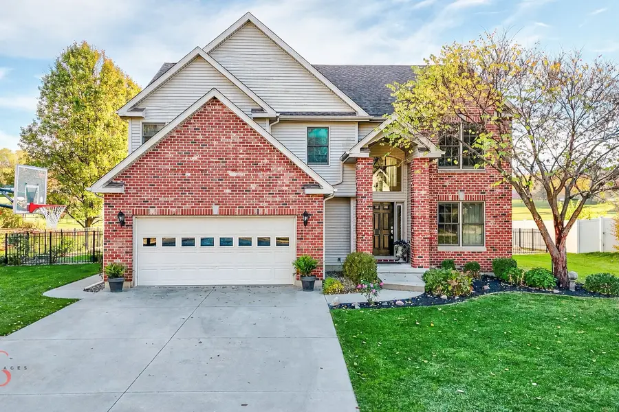 1123 Country Oak Drive, Ottawa, IL 61350 - #2
