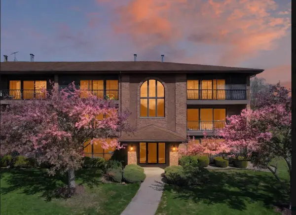 11111 Heritage Drive #3B, Palos Hills, IL 60465