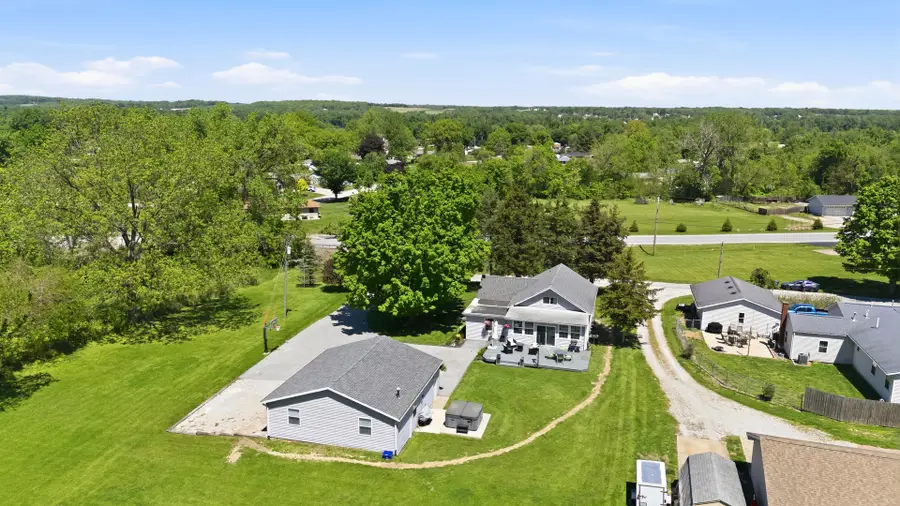 432 7th Avenue W, Andalusia, IL 61232 - #2