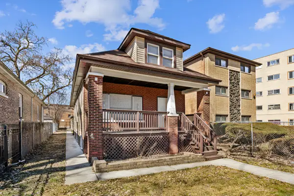 9220 S Dauphin Avenue, Chicago, IL 60619