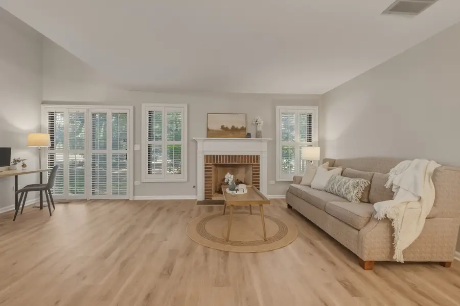 1934 N Charter Point Drive, Arlington Heights, IL 60004 - #3