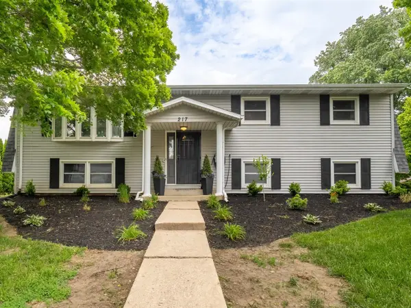 217 Indian Creek Drive, Pekin, IL 61554