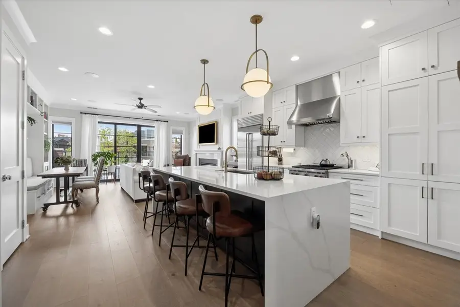 3929 N Greenview Avenue #3, Chicago, IL 60613 - #2