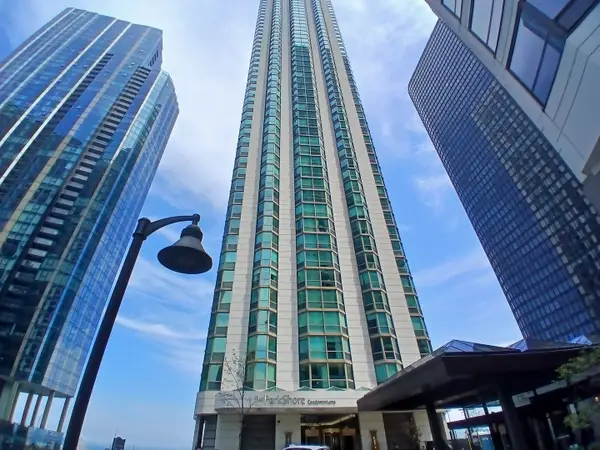195 N Harbor Drive #4105, Chicago, IL 60601