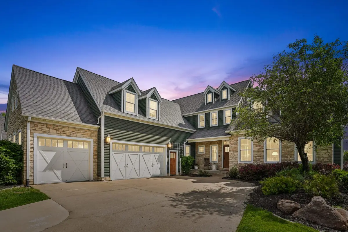 5529 Judge Road, Bettendorf, IA 52722 - #1