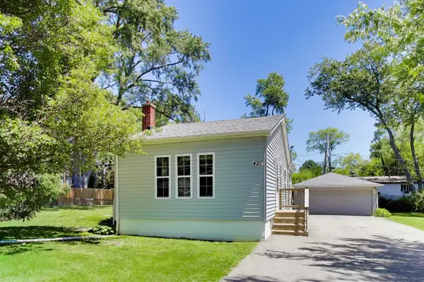 420 Lily Lane, Lakemoor, IL 60051