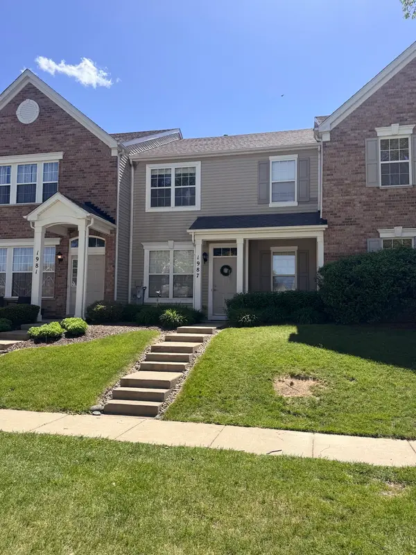 1987 Yasgur Drive, Woodstock, IL 60098