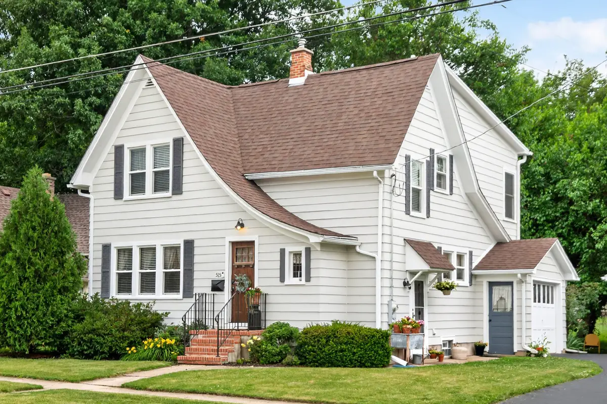 515 Edward Street, Sycamore, IL 60178 - #1
