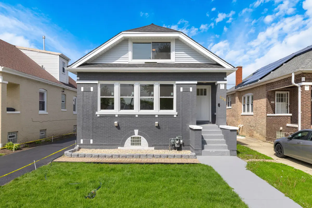608 S 21st Avenue, Maywood, IL 60153 - #1