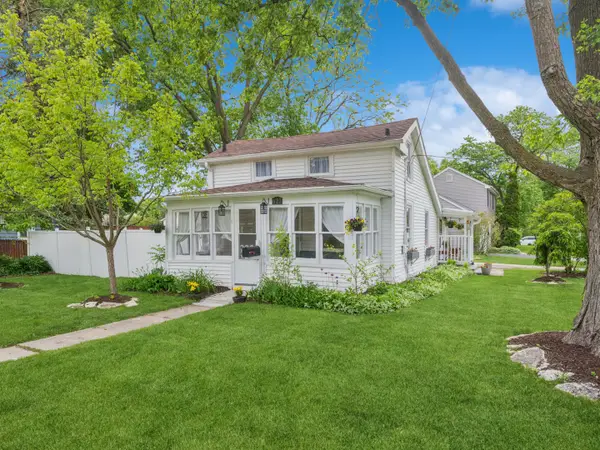 627 Park Street, Batavia, IL 60510
