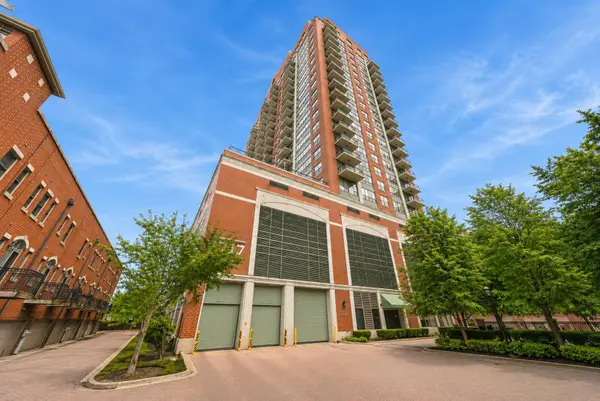 1717 S Prairie Avenue #2207, Chicago, IL 60616
