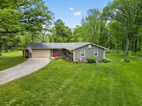 43W239 Hazelwood Trail, St. Charles, IL 60175