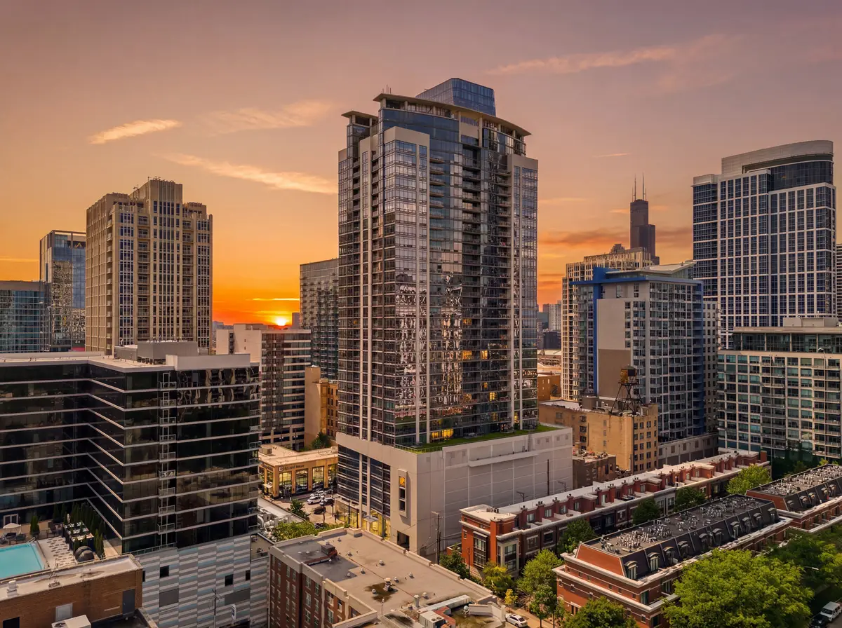 100 E 14th Street #2706, Chicago, IL 60605 - #1